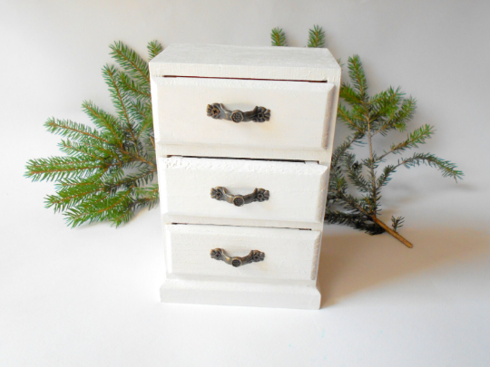 Wooden drawers box- white