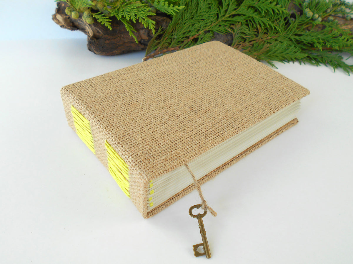 Handmade sketchbook with burlap hardcovers- Rustic wedding book- 100% recycled pages- custom burlap journal- Eco friendly sketchbook