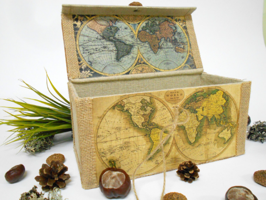 This personalized eco-friendly art box is the second handmade box design I have created. I will develop a series of unique art boxes made of eco-friendly materials and art from my collection. This line will be of organic crafts mixed with arts and a rustic outlook.