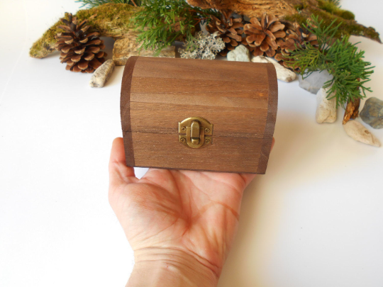 Wooden box- small rectangular chest box- bamboo wood keepsake storage- -  Exiarts & Ecocrafts