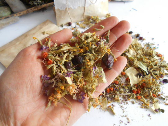 Tea mix- wild Primrose, Hawthorn, Rosehips, Sweet Viburnum, Oregano and Linden - eco bag with organic teas- Bulgarian wild mountain teas