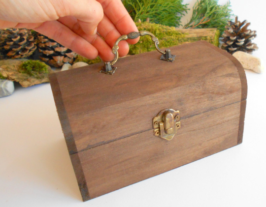 Wooden jewelry box- large chest box- mahagony colored wooden box with bronze colored hinges- bamboo wood box- wooden keepsake box- craft box