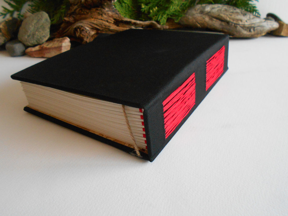 Handmade black fabric journal with 100% recycled pages- customised sketchbook journal- rustic blank book with eco-friendly linen fabric- black diary book