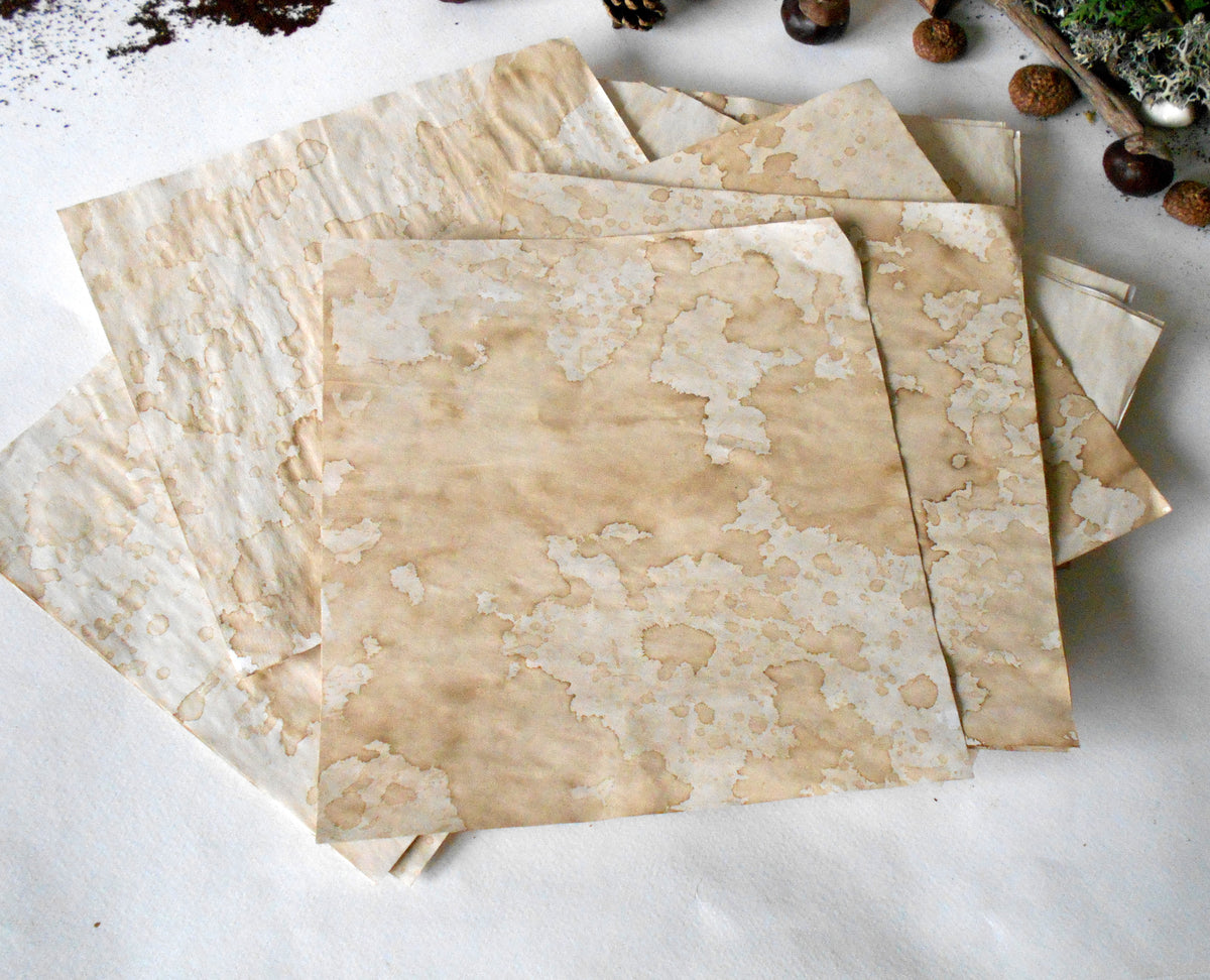 A4 Paper sheets coffee dyed- Set of 10, 25, 40, 50, 75, or 100- blank coffee sheets colored with home made coffee- old looking paper- 100% recycled- 80 gsm.- 54 lbs.- 8.3&#39;&#39; x 11.7&#39;&#39;- 21 x 30cm.
