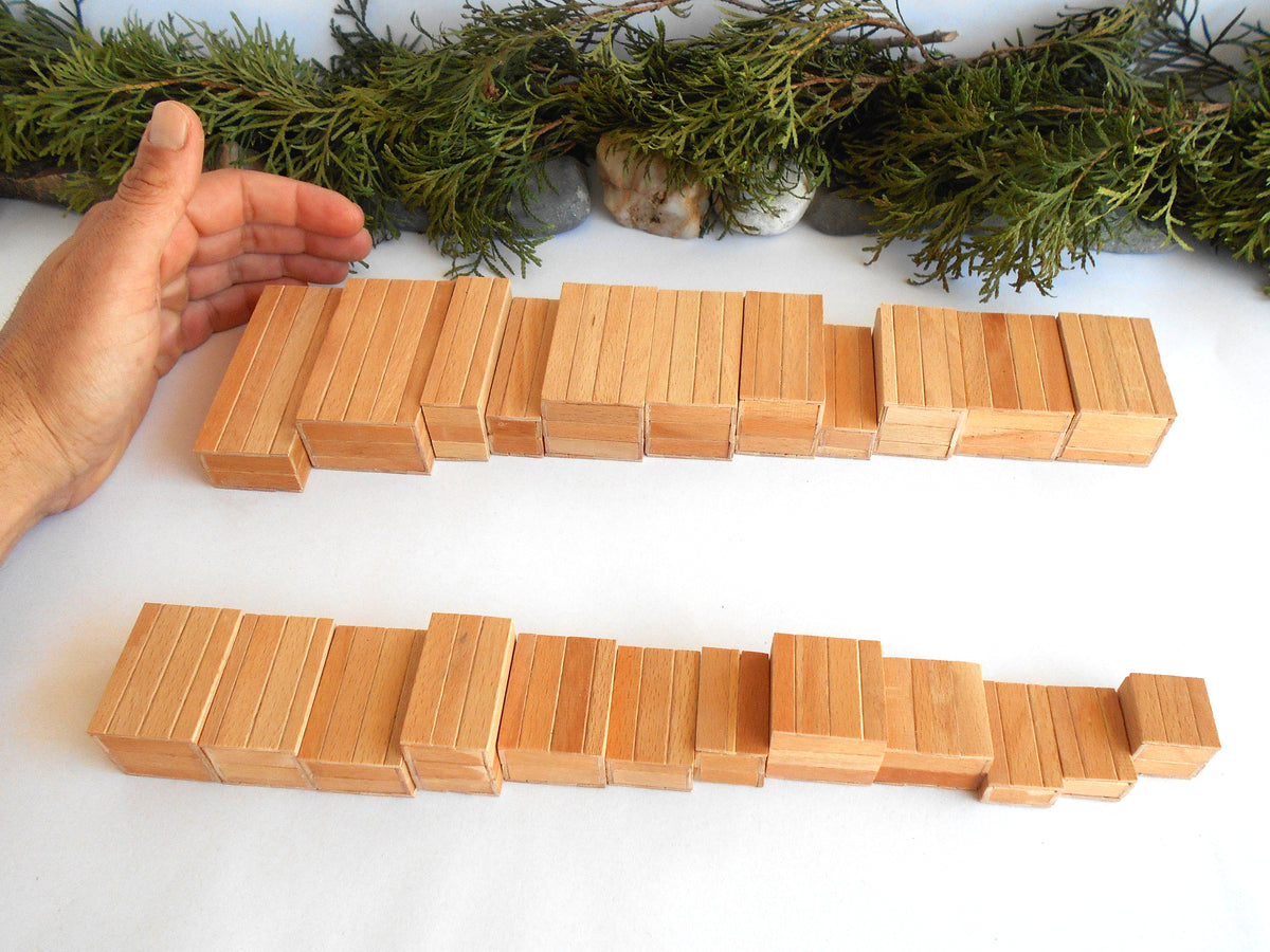 Miniature wooden box set of 23 different standart sizes - 1:12 scale dollhouse accessories - made to order beech wood miniature boxes with lids - Set Number 27