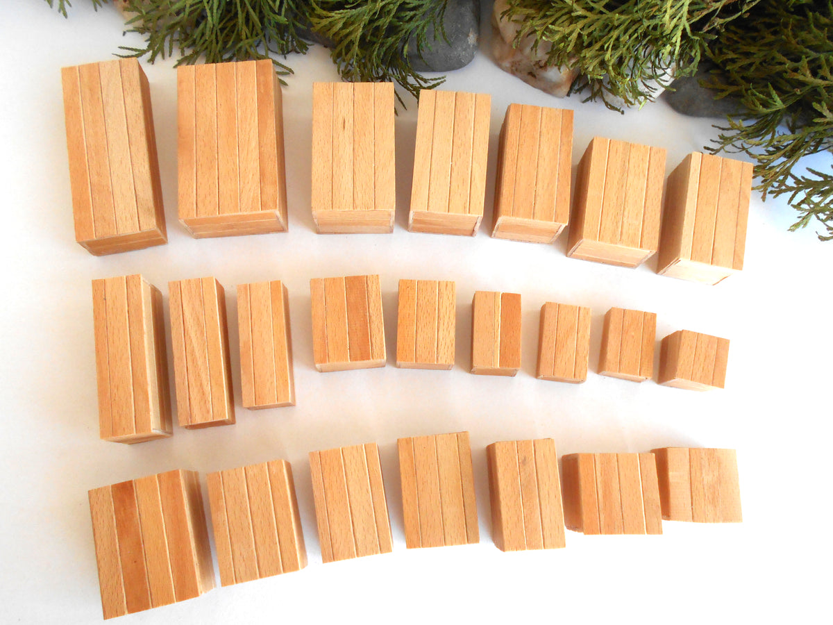 Miniature wooden box set of 23 different standart sizes - 1:12 scale dollhouse accessories - made to order beech wood miniature boxes with lids - Set Number 27