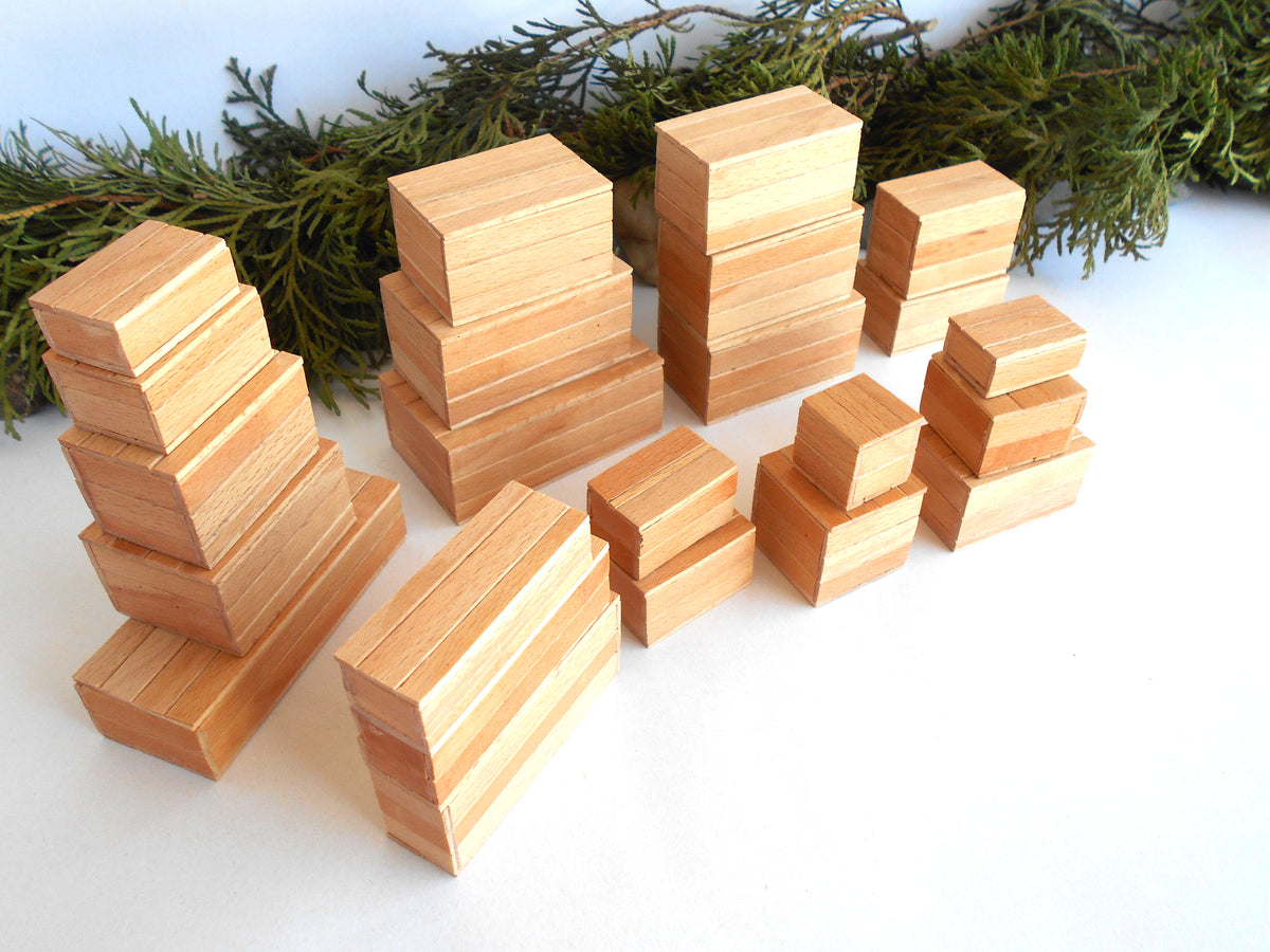 Miniature wooden box set of 23 different standart sizes - 1:12 scale dollhouse accessories - made to order beech wood miniature boxes with lids - Set Number 27