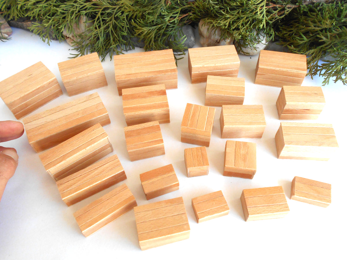 Miniature wooden box set of 23 different standart sizes - 1:12 scale dollhouse accessories - made to order beech wood miniature boxes with lids - Set Number 27