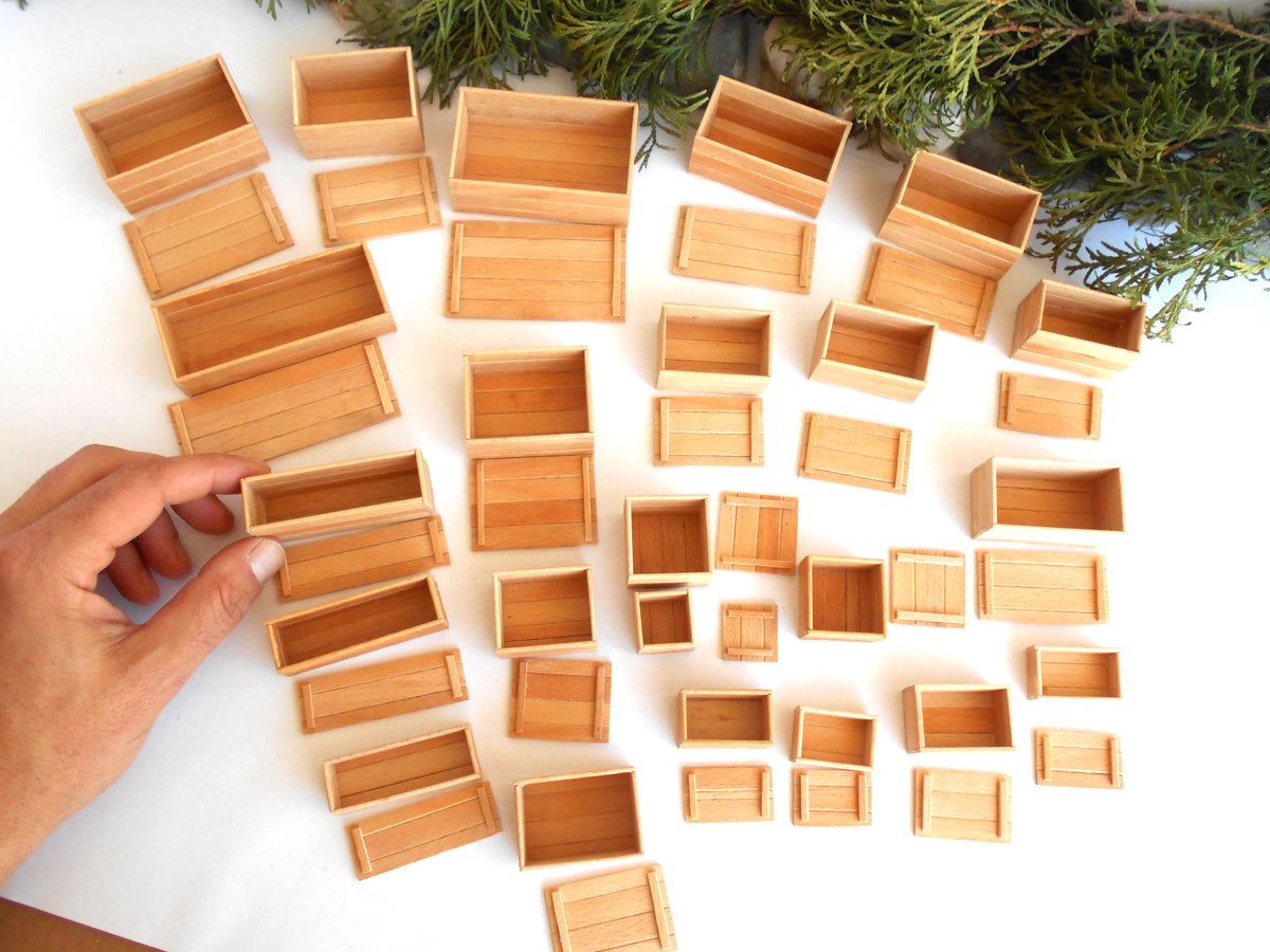 Miniature wooden box set of 23 different standart sizes - 1:12 scale dollhouse accessories - made to order beech wood miniature boxes with lids - Set Number 27