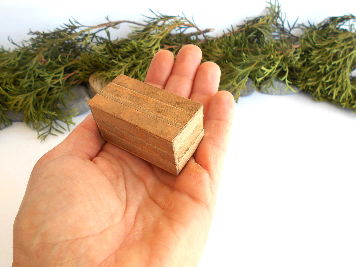Miniature wooden box with lid in 1:12 scale dollhouse accessories - made to order beech wood miniature box in light brown