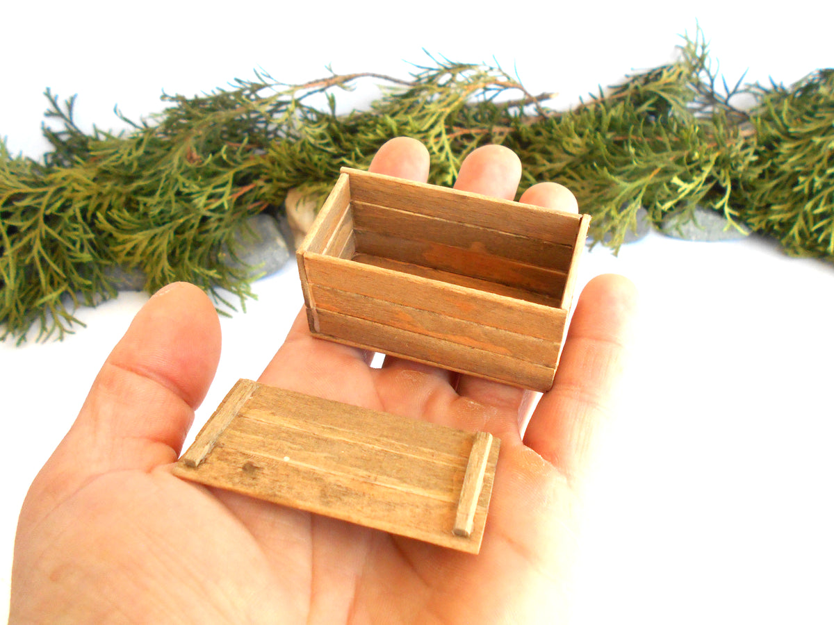 Miniature wooden box with lid in 1:12 scale dollhouse accessories - made to order beech wood miniature box in light brown