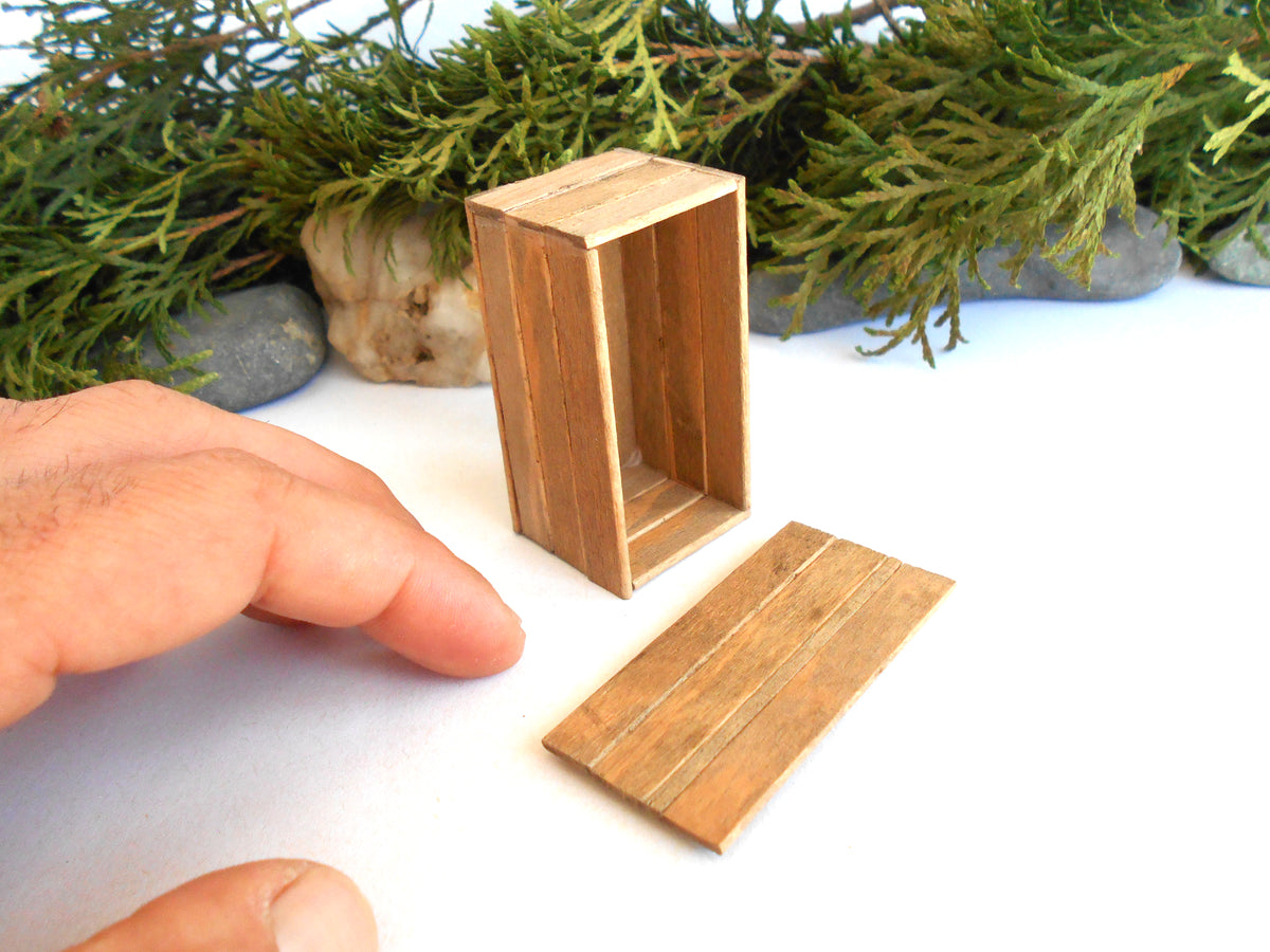Miniature wooden box with lid in 1:12 scale dollhouse accessories - made to order beech wood miniature box in light brown