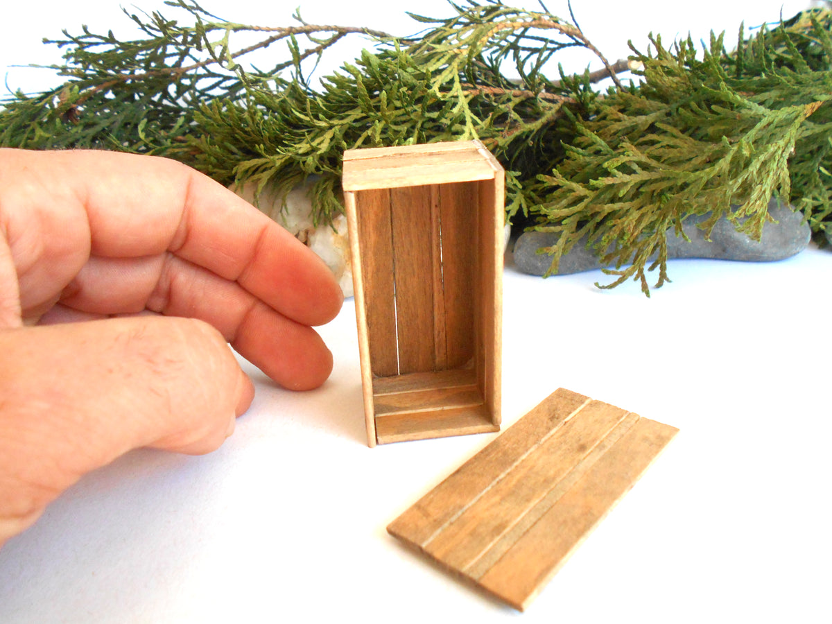 Miniature wooden box with lid in 1:12 scale dollhouse accessories - made to order beech wood miniature box in light brown