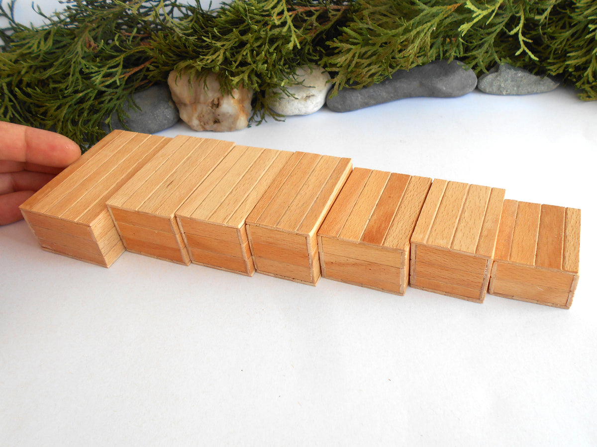 Dollhouse miniature wooden handmade lid box set of 7 different- dollhouse 1/12th scale accessories- miniature beech wood boxes with lids - Set Number 26