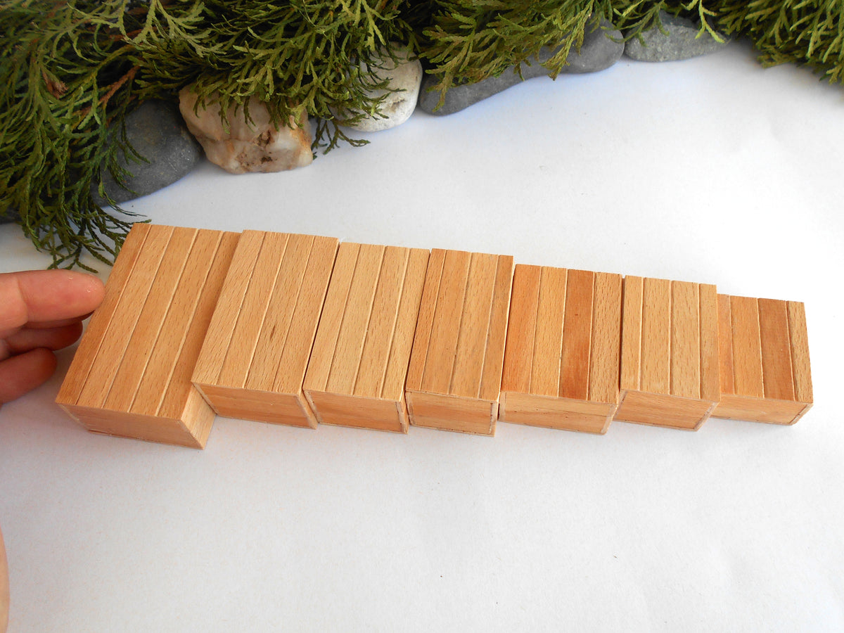 Dollhouse miniature wooden handmade lid box set of 7 different- dollhouse 1/12th scale accessories- miniature beech wood boxes with lids - Set Number 26