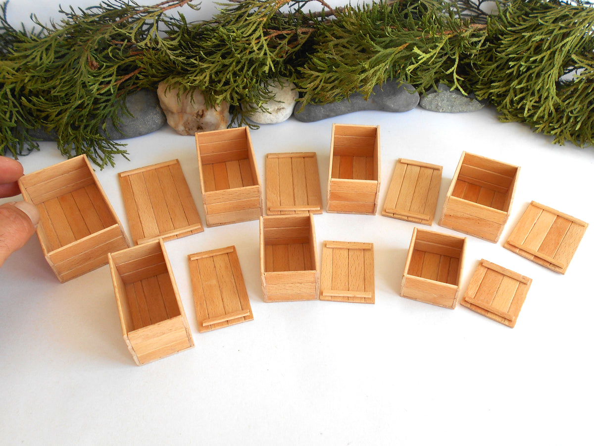 Dollhouse miniature wooden handmade lid box set of 7 different- dollhouse 1/12th scale accessories- miniature beech wood boxes with lids - Set Number 26