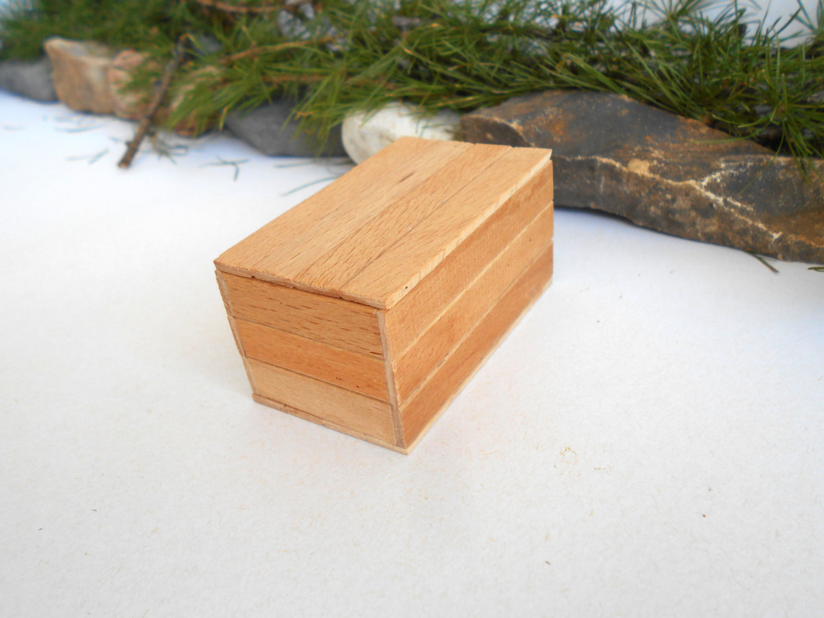 Miniature Wooden Box with Lid – 1:12 Scale Dollhouse Accessory, Handcrafted Hand-Cut Beech Wood, 2.5" × 1.5" × 1.25"