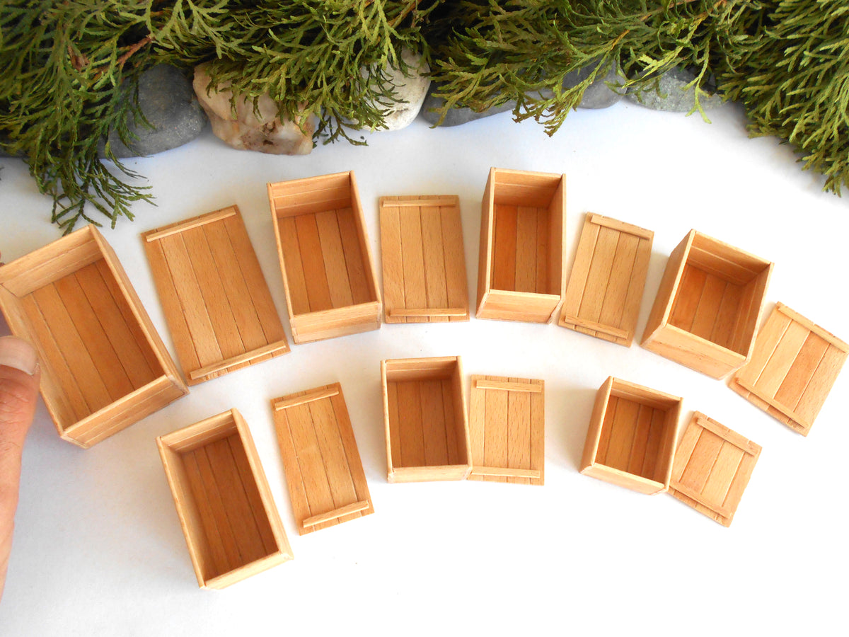 Dollhouse miniature wooden handmade lid box set of 7 different- dollhouse 1/12th scale accessories- miniature beech wood boxes with lids - Set Number 26