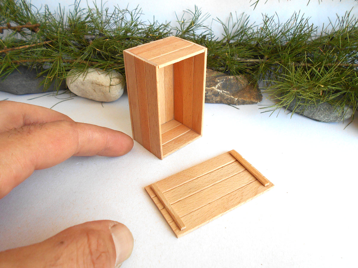 Miniature Wooden Box with Lid – 1:12 Scale Dollhouse Accessory, Handcrafted Hand-Cut Beech Wood, 2.5" × 1.5" × 1.25"