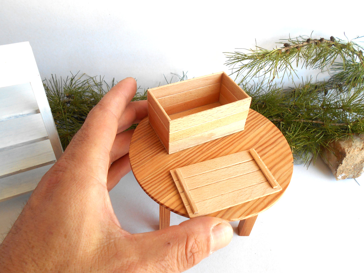 Miniature Wooden Box with Lid – 1:12 Scale Dollhouse Accessory, Handcrafted Hand-Cut Beech Wood, 2.5" × 1.5" × 1.25"