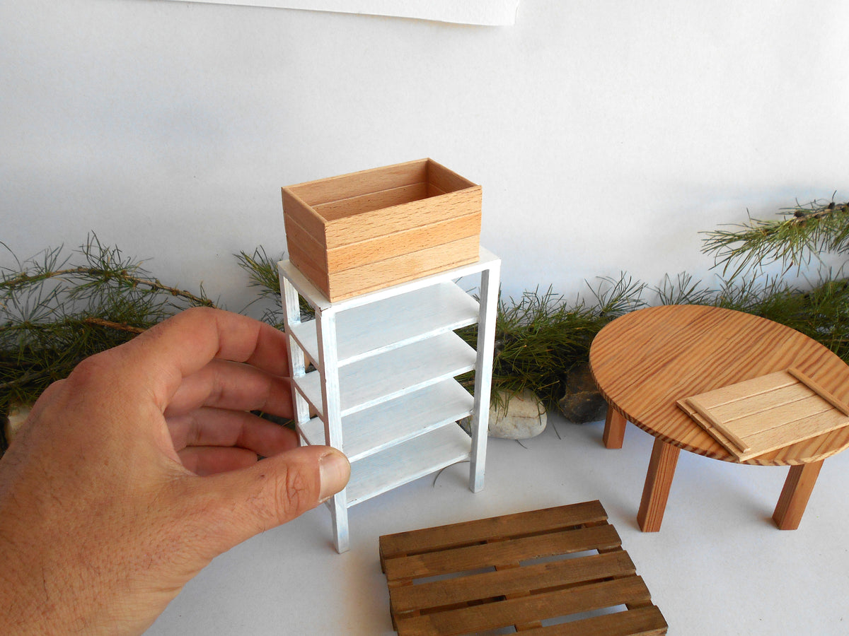Miniature Wooden Box with Lid – 1:12 Scale Dollhouse Accessory, Handcrafted Hand-Cut Beech Wood, 2.5" × 1.5" × 1.25"
