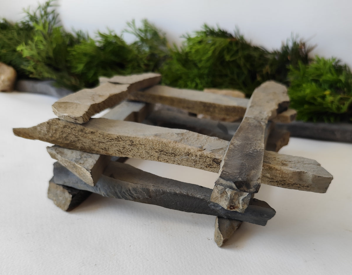 Rock type: Sandstone.
Quantity: Set of 10 pieces.
The shape of stones: fbeam-shaped, mainly rectangle-shaped but with irregular unique forms.
Thickness: 0.5&quot; to 1&quot; thick ( 1.3 to 2.5 cm. )
Size: about 6 to 9 inches in size ( 15 to 23 cm.).
Strength: durable and strong- not easy to break.