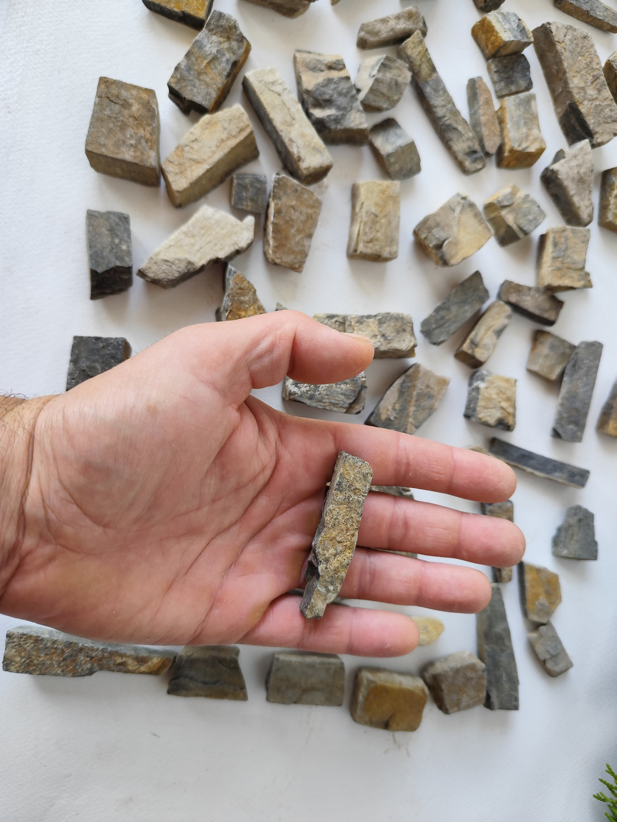 This is a Set of 100 Natural Stone Bricks Materials for Miniatures &amp; Crafts - DIY Craft Supplies. I will make a selection specially for you of 100 such stones and I will make sure to include in the set 4 different types of stone bricks- squareish, rectangularish,  long and narrow like short beams and also plate like slate stones. Your set will have from all of the 4 types of stones.