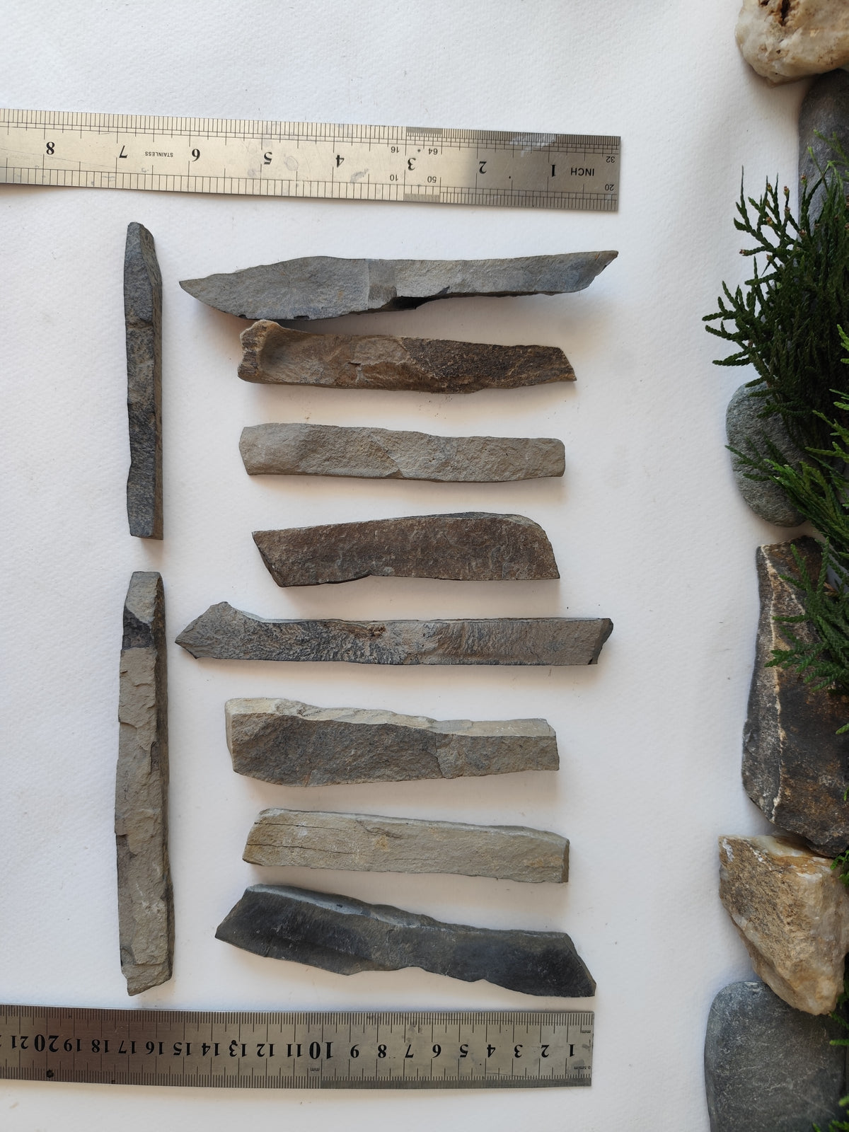 Rock type: Sandstone.
Quantity: Set of 10 pieces.
The shape of stones: fbeam-shaped, mainly rectangle-shaped but with irregular unique forms.
Thickness: 0.3&quot; to 0.8&quot; thick ( 0.7 to 2 cm. )A
Size: about 4.5&quot; to 6.5&quot; ( 11.5 to 16.5 cm. )
Strength: durable and strong- not easy to break.