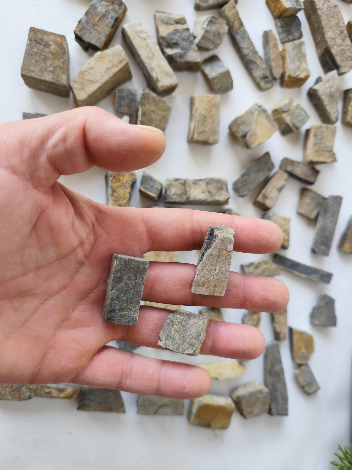 This is a Set of 100 Natural Stone Bricks Materials for Miniatures &amp; Crafts - DIY Craft Supplies. I will make a selection specially for you of 100 such stones and I will make sure to include in the set 4 different types of stone bricks- squareish, rectangularish,  long and narrow like short beams and also plate like slate stones. Your set will have from all of the 4 types of stones.