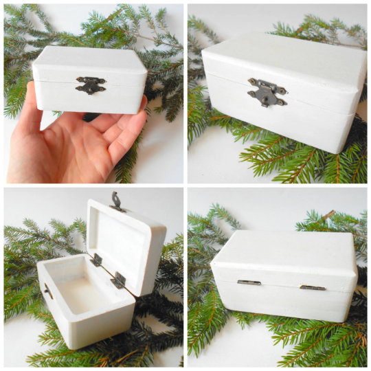 Ring box keepsake- White Wooden box- rectangular box- box with bronze-colored hinges- pinewood box- wedding box- wedding ring box