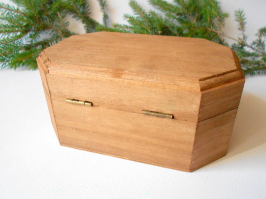 Wooden keepsake box- large eight side box- wooden box with bronze-color hinges- bamboo wood box- wooden supplies- craft box