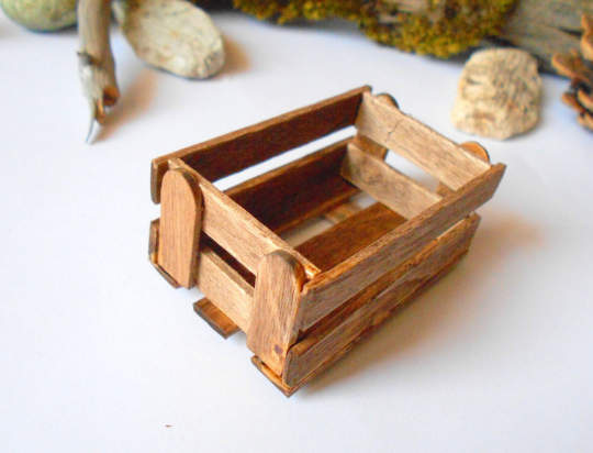 Miniature wooden crate- Brown wood- Dollhouse crate accesories- 1/12 scale mini wooden vintage crate- dollhouse basket box- mini garden box