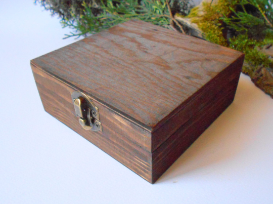 Dark Brown Wooden Box Square – Mahogany Pine - Exiarts & Ecocrafts