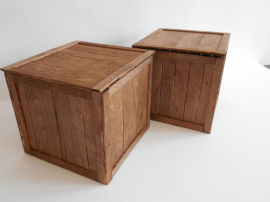 Small wooden box coffer- transporting chest box made of bamboo sticks- trunk box with a cap- Scale 1/6 doll accesories- mini box crate